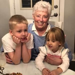 Meet your Posher, Carol